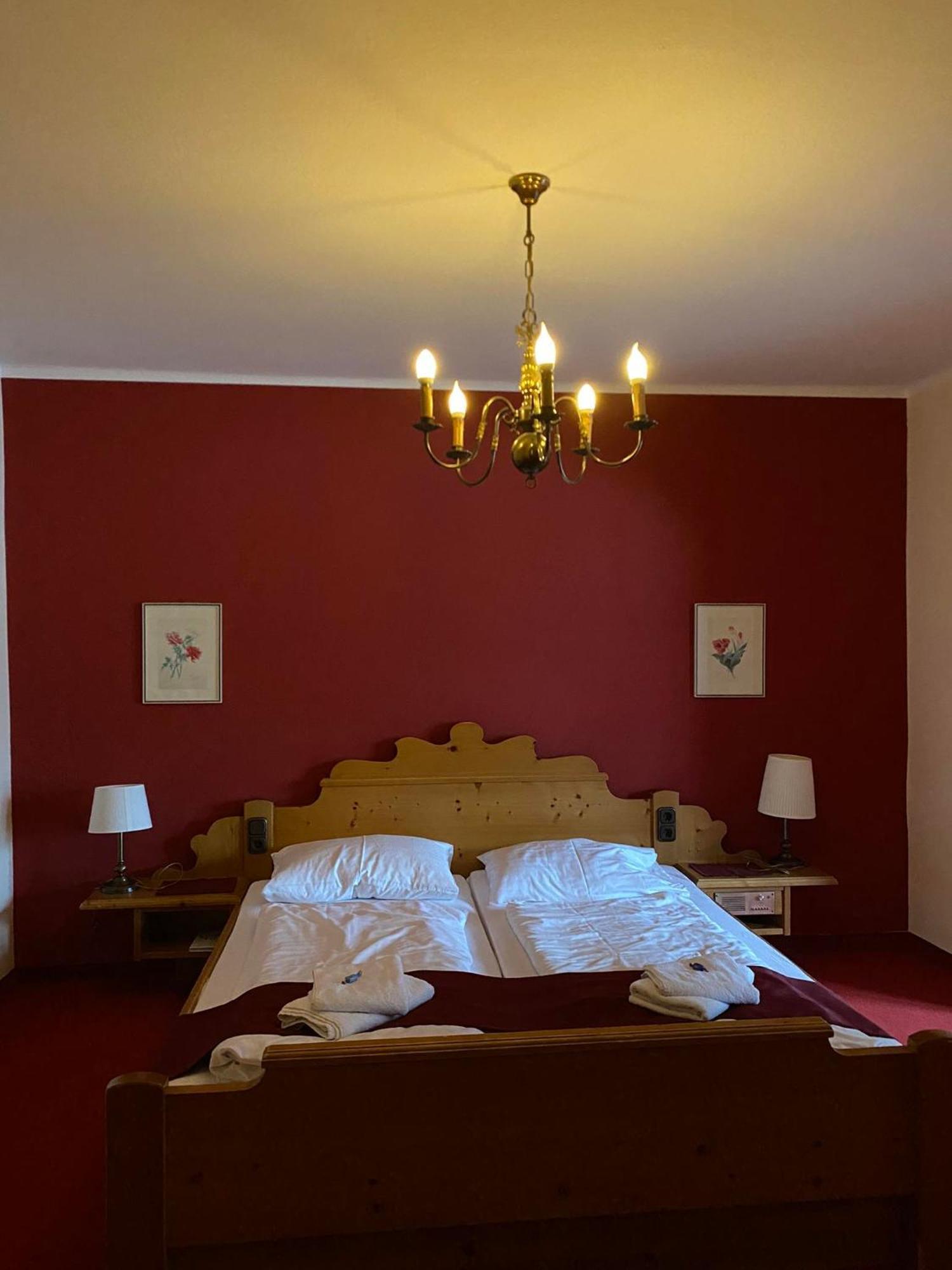 Hotel Aquamarin 바트 미테른도르프 외부 사진